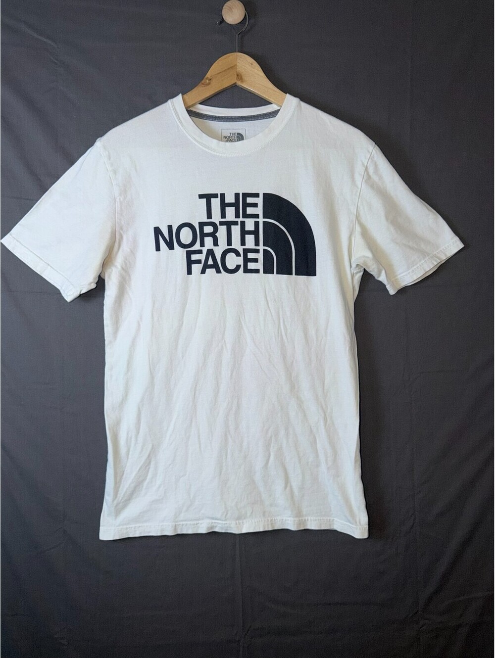 The North Face Men’s S White Logo T‑Shirt 100% Cotton Standard Fit